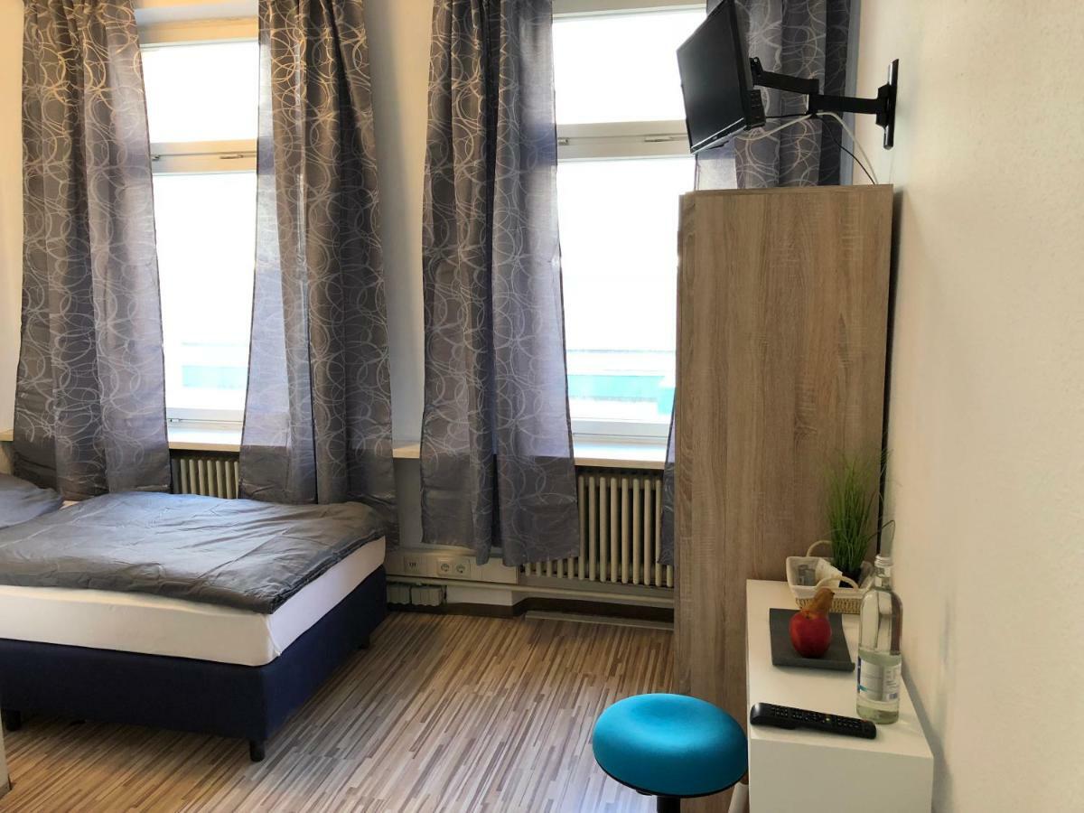 Downtown City - Privaterooms Fürth Exterior foto