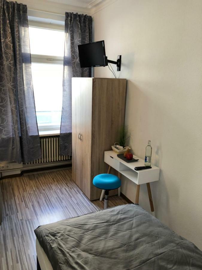 Downtown City - Privaterooms Fürth Exterior foto